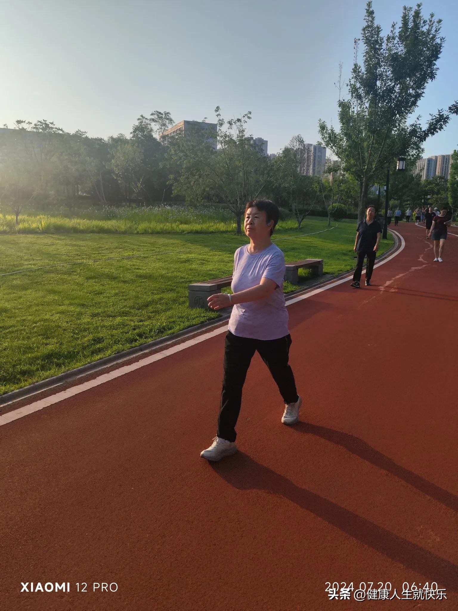 呼吸健身气功八段锦_健身呼吸_郴州深呼吸健身