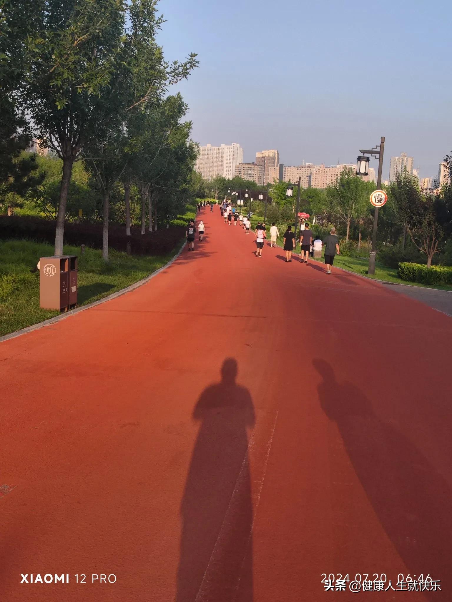 郴州深呼吸健身_健身呼吸_呼吸健身气功八段锦