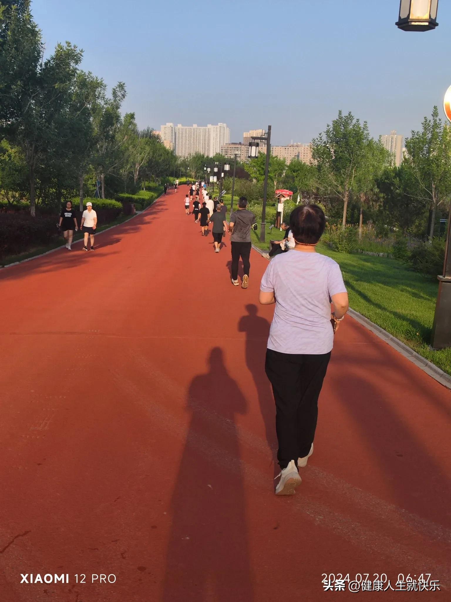 健身呼吸_郴州深呼吸健身_呼吸健身气功八段锦
