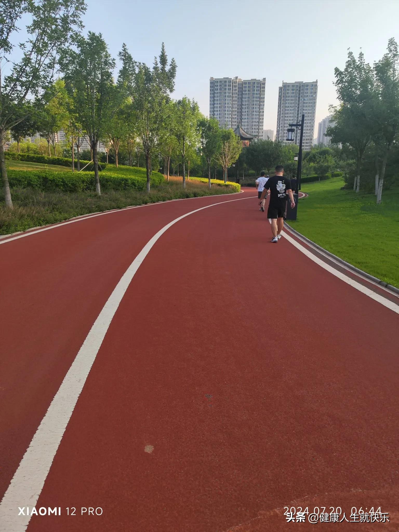 健身呼吸_郴州深呼吸健身_呼吸健身气功八段锦