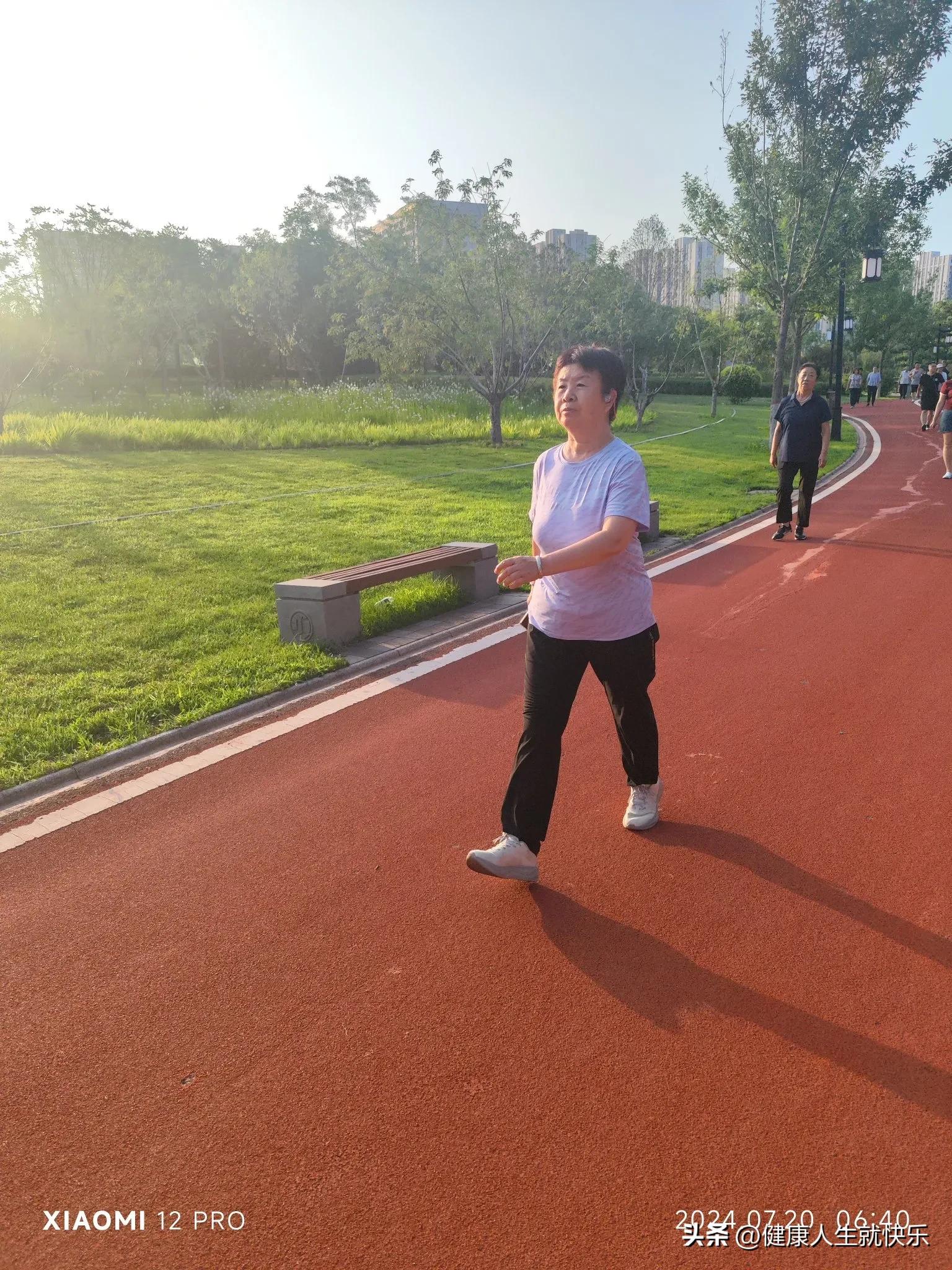 健身呼吸_郴州深呼吸健身_呼吸健身气功八段锦