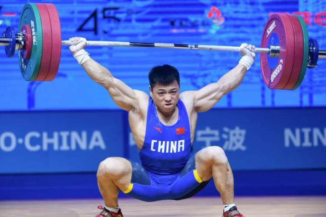 中国上最惨的举重冠军_举重冠军悲惨_最惨举重冠军