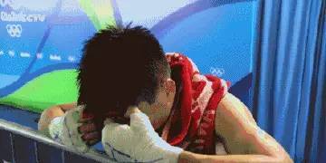 中国上最惨的举重冠军_举重冠军病死_举重冠军悲惨